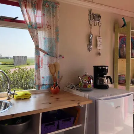Boerencamping Duinzoomhoeve - Pipowagen Den Helder