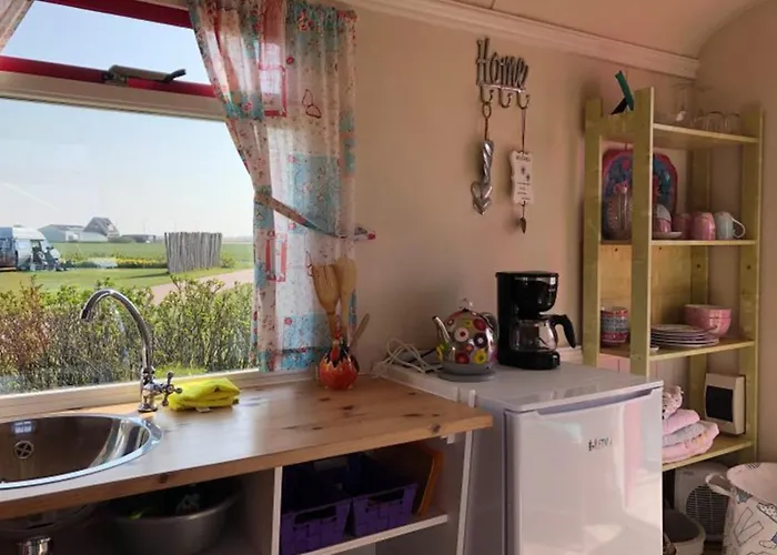 Boerencamping Duinzoomhoeve - Pipowagen Den Helder